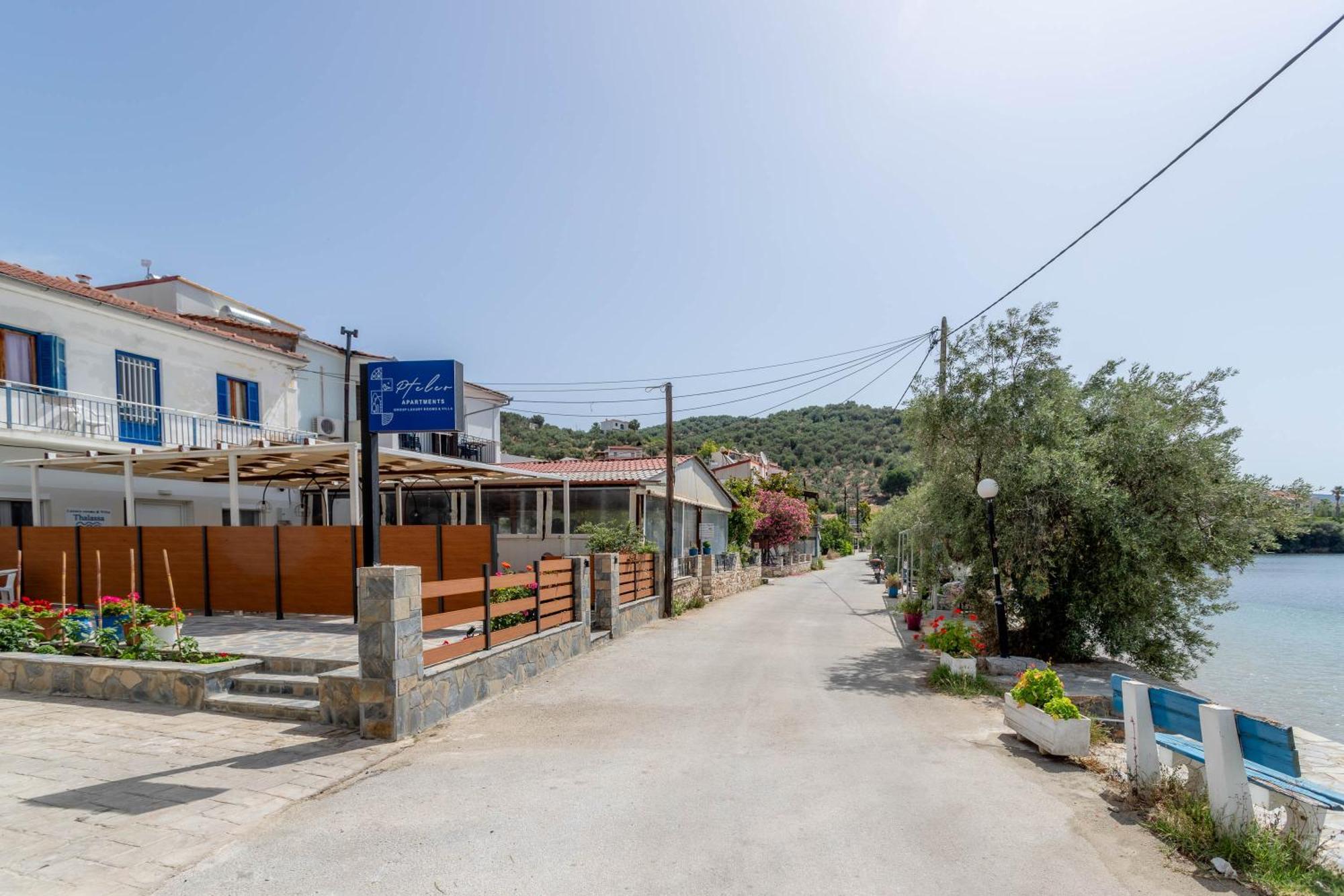 Pteleós Pteleo Apartments מראה חיצוני תמונה