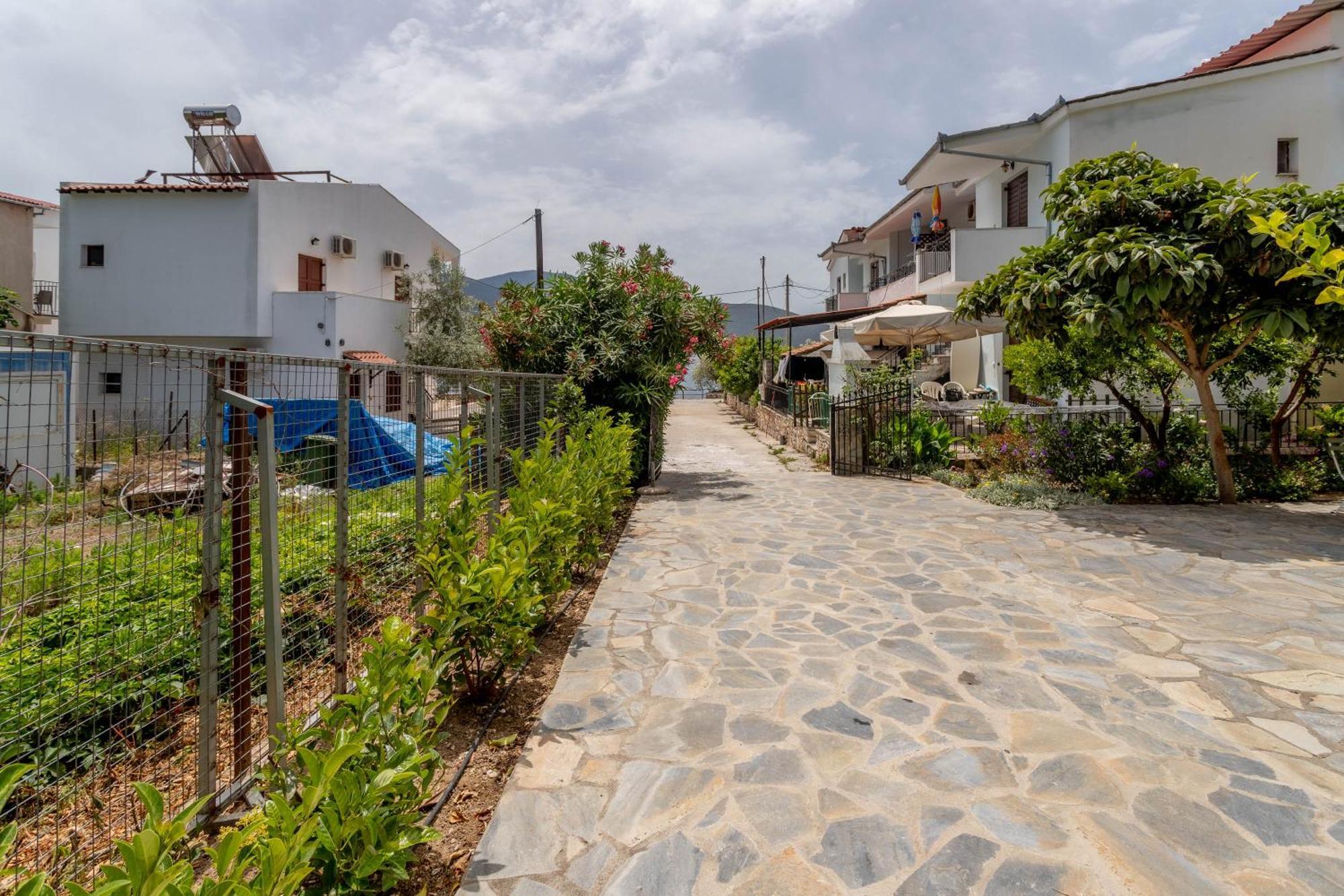 Pteleós Pteleo Apartments מראה חיצוני תמונה