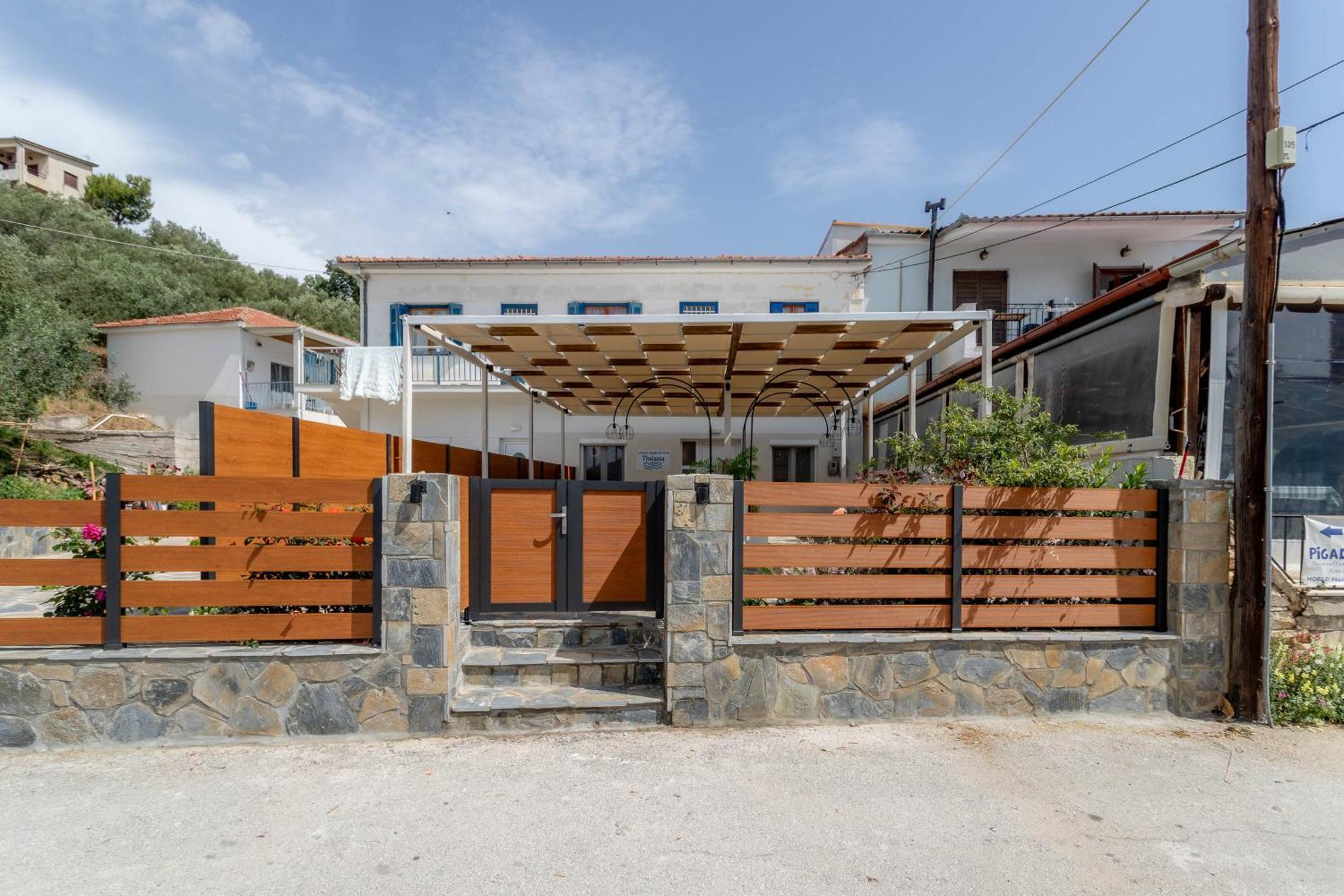 Pteleós Pteleo Apartments מראה חיצוני תמונה