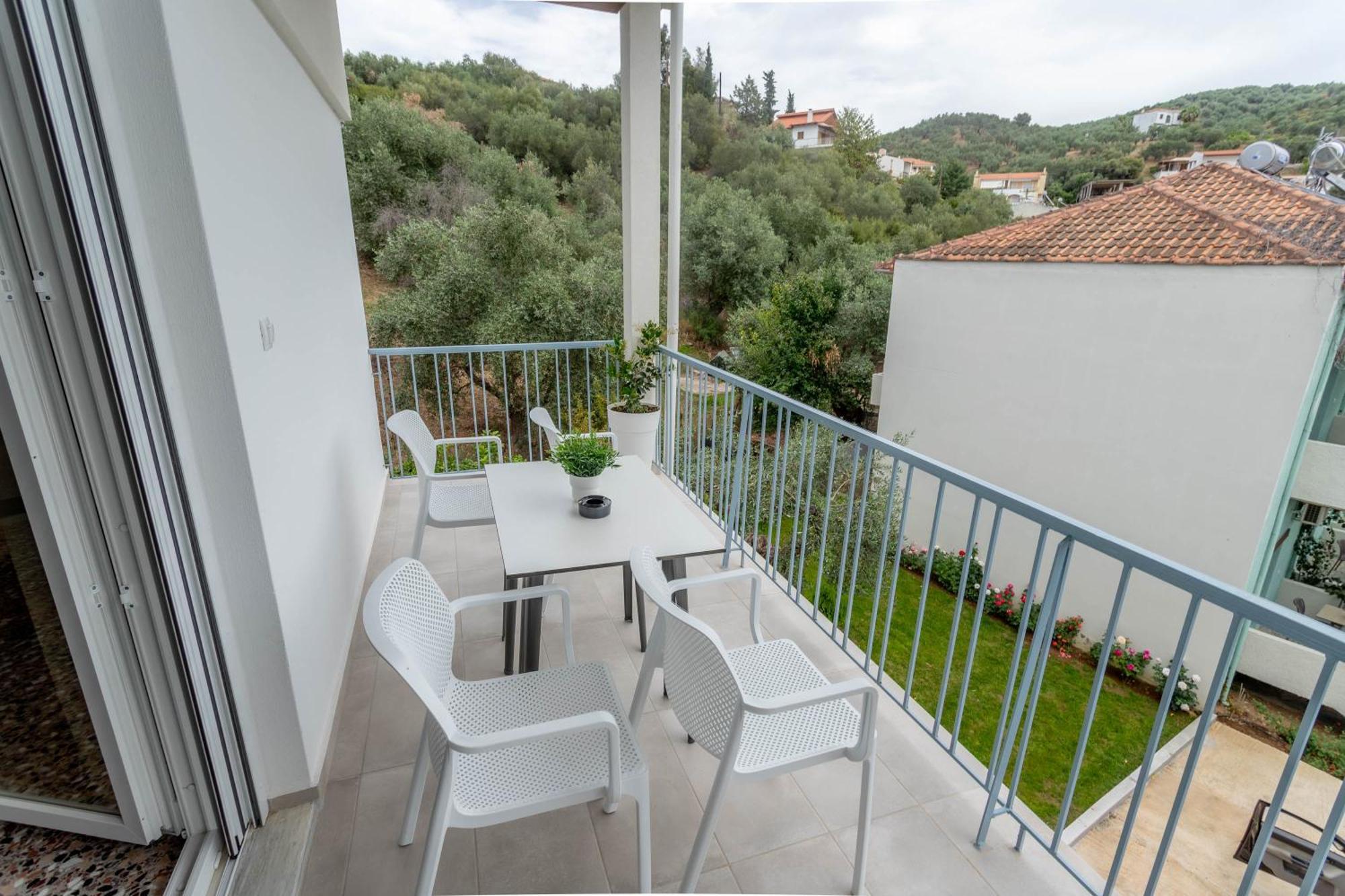 Pteleós Pteleo Apartments מראה חיצוני תמונה